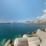 Safira Suites 102