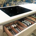 Safira Suites 102